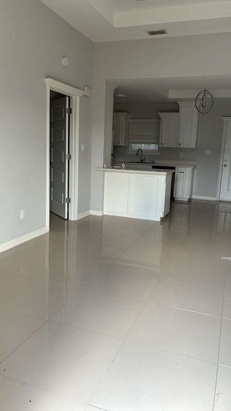 Photo - 813 Blue Quail St