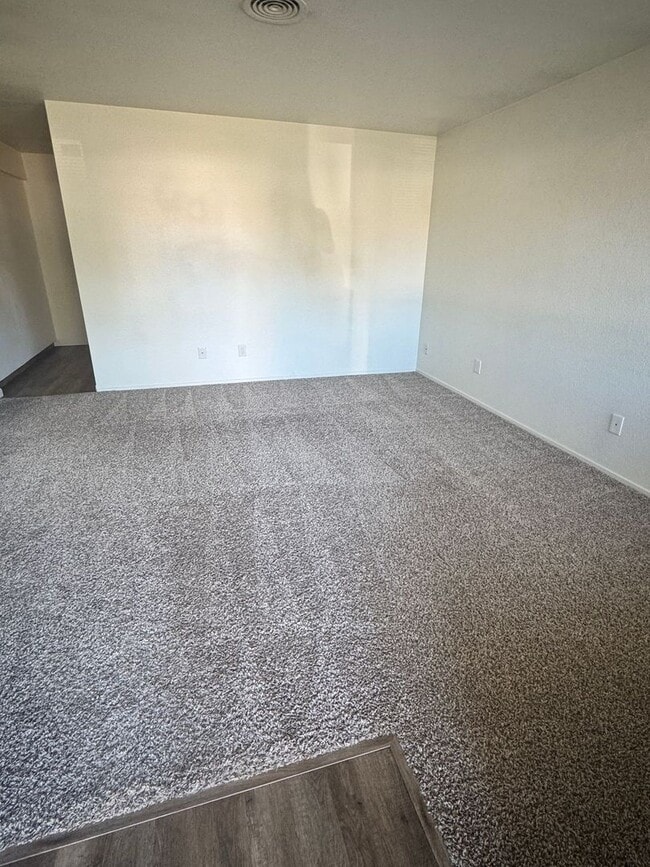 Photo - 2 Bedroom, 1 Bath with Garage near Hospital.