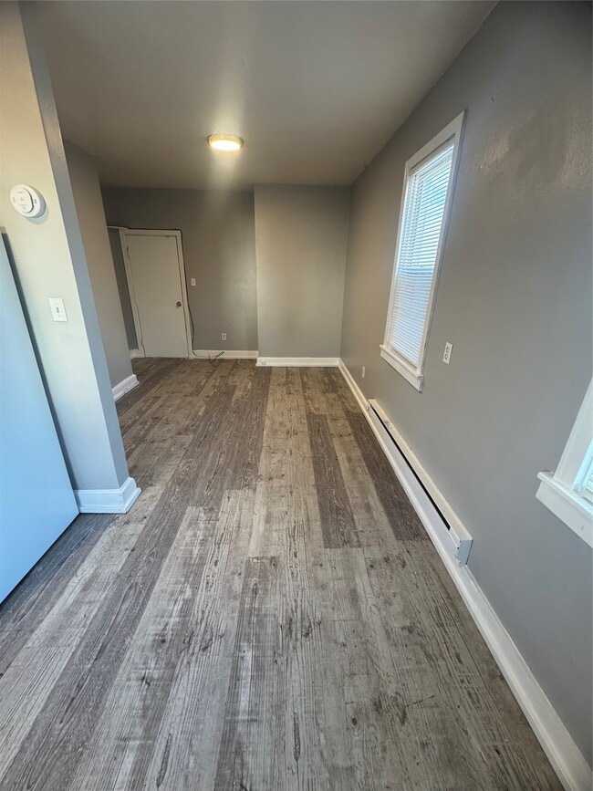 Photo - 46 Lake Ave Unit 1