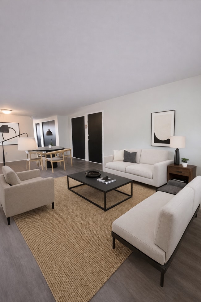 Building Photo - COMING THIS FEB: 2 BEDROOM APARTMENT IN BEAVER!! Unit Jefferson Trace 4-19