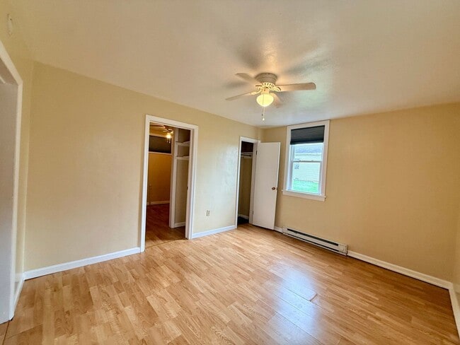 Photo - 560 N Pine St Unit 3