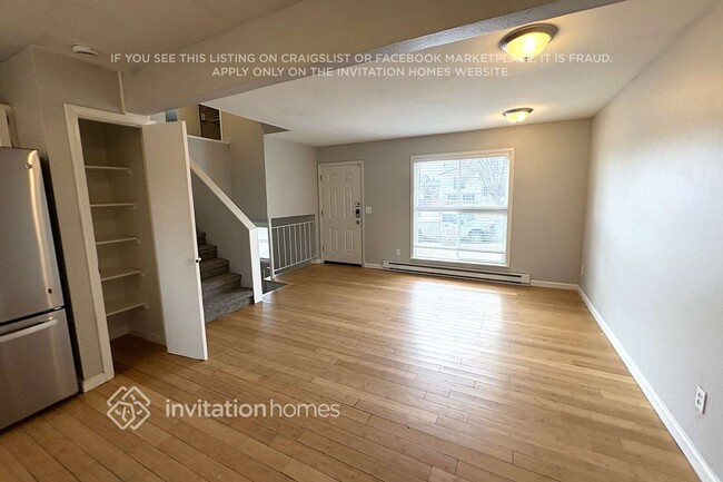 Photo - 9870 Steele St