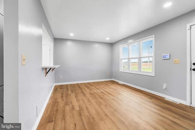 Photo - 22041 Neal Rd