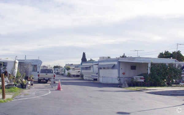 Villa Vermont Mobile Homes - Villa Vermont Mobile Homes