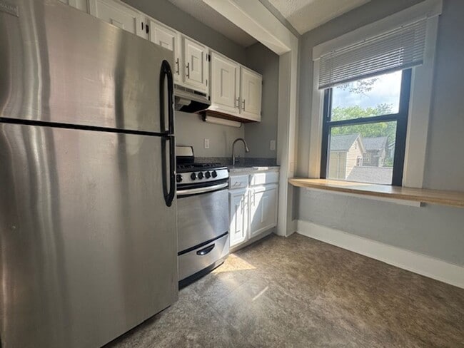 Photo - 941-943 St. James Street Unit 943 St. James St. #3