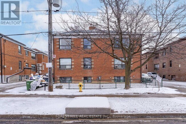 Photo - 2839 Keele St Unit 6
