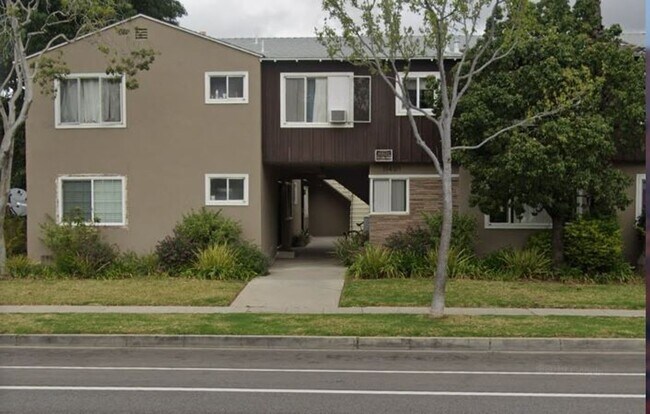 11401 WASHINGTON PL