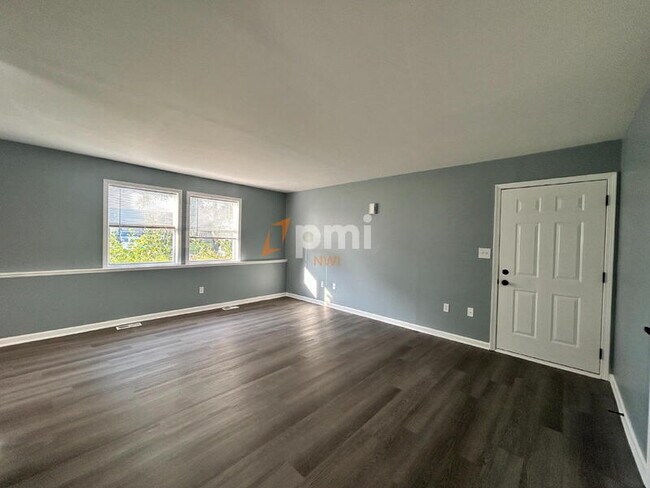 Photo - 5930 Fiesta Ave Unit Apt B