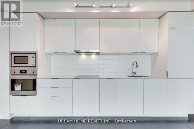 Photo - 955 Bay St. Unité 3809 -Room