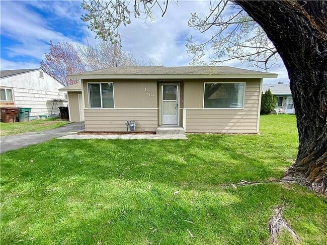 Photo - 1203 Cornell Ave