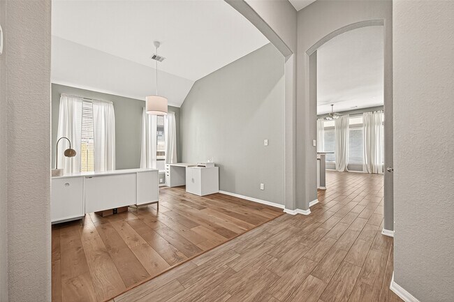 Photo - 18507 Sleeping Bear Wy