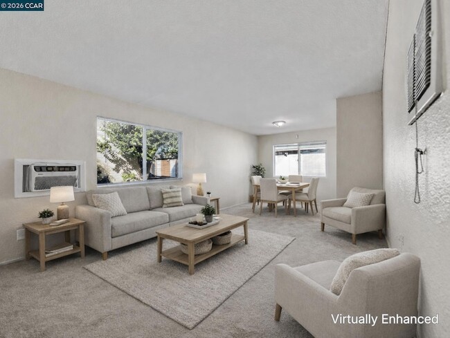 Photo - 2756 Argyll Ave