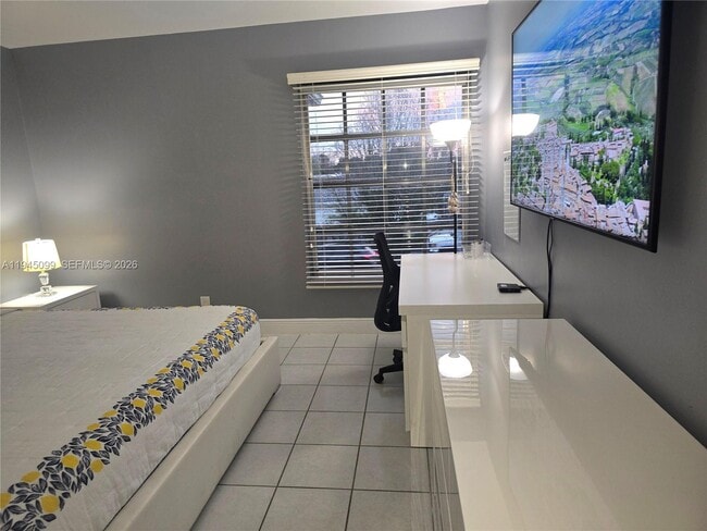 Photo - 2171 NE 66th St Unit 827