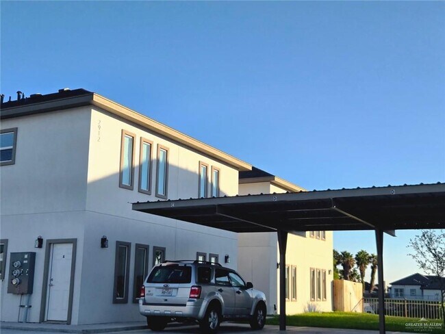 Photo - 16 Israel N Ln Unit A