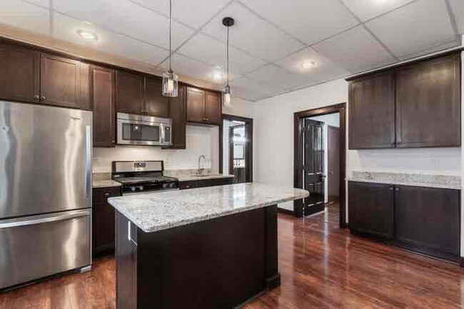 Photo - 320 W Main St Apartamento Unidad 1