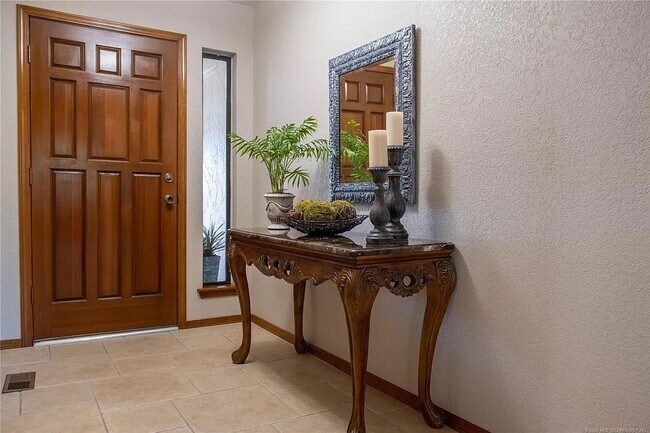 Photo - Large | 4 Bed | 3 Bath | South Tulsa