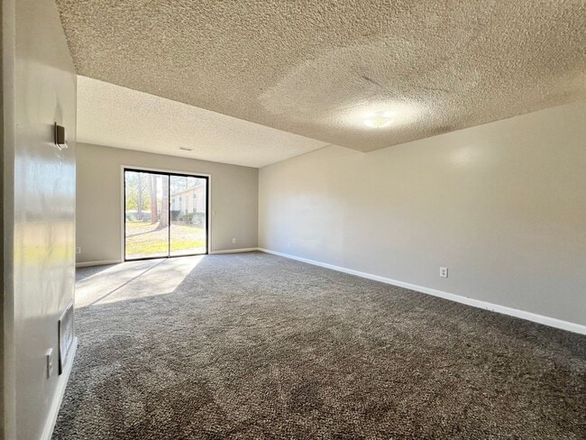 Photo - AVAILABLE MID-MARCH 2026! (Small Dogs Only)