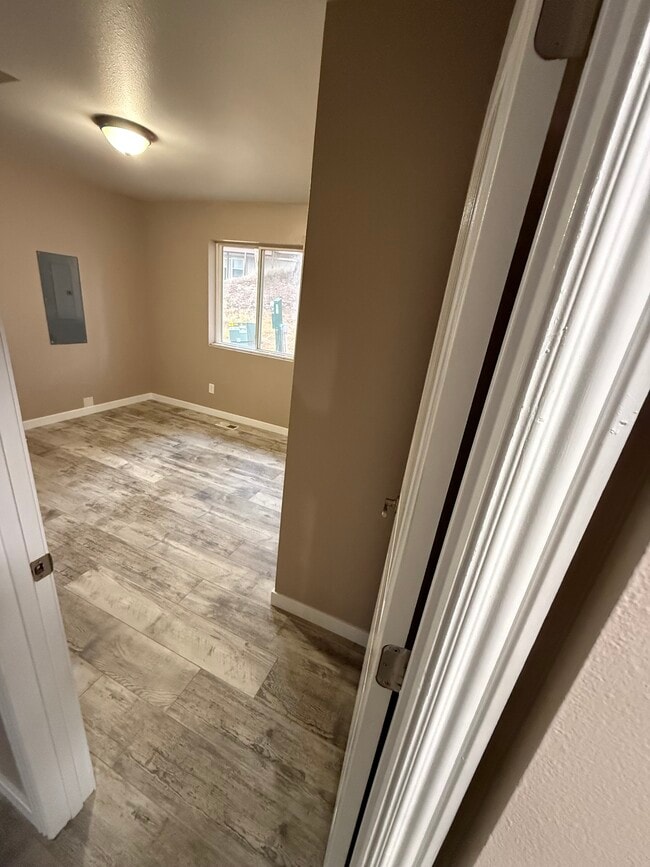 Photo - 294 Wildebeest Ln