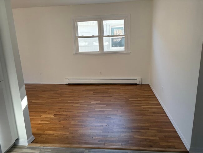 Photo - 6219 Polk St