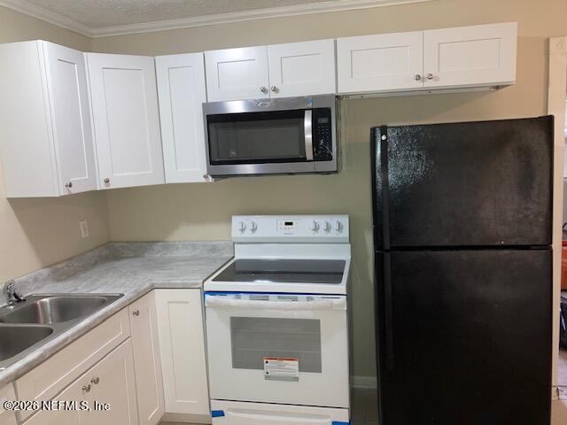 Photo - 2938 W 3rd St