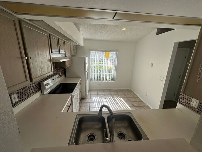 Photo - Don’t miss this beautiful 3-bedroom, 2-bat...
