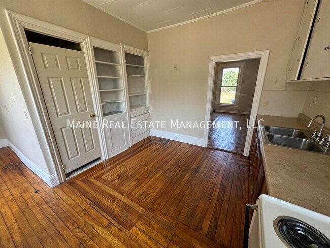 Photo - 191 Center St Unidad 1