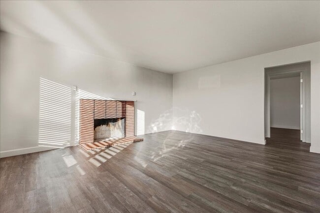 Photo - Upper Seaside 3 Bedroom / 1.5 Bath