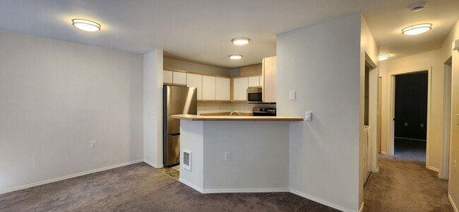 Photo - 3 bedroom 2 bath First Floor Condo in Lake Stevens $2395.00 Unit K103