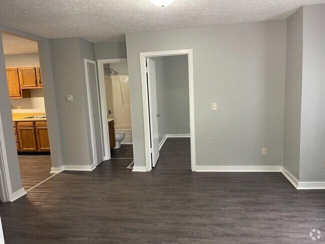 Building Photo - 1034 N 8th St Rental