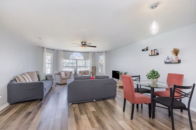 Photo - 8711 Rockingham Terrace Unidad A