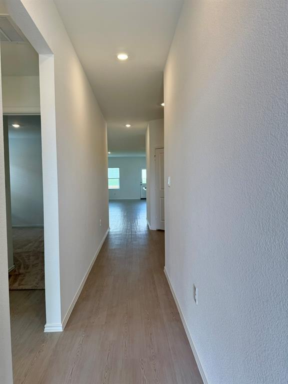 106 Camargue Dr
