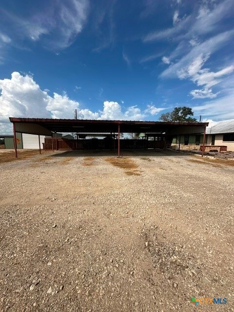 611 Lina Ln