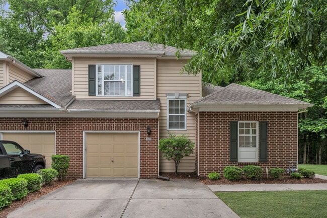 Photo - 5905 Echingham Dr Unit .