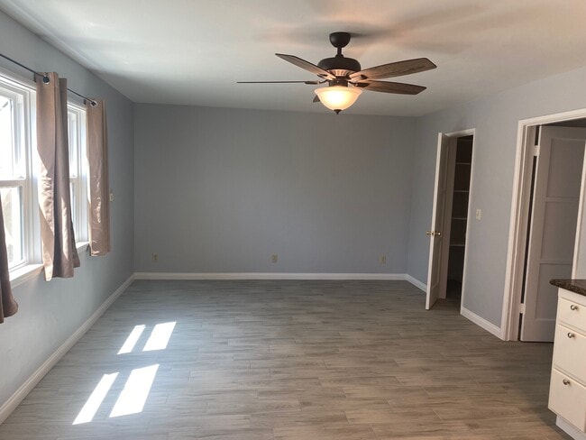 Photo - 536 Grant St Unidad B