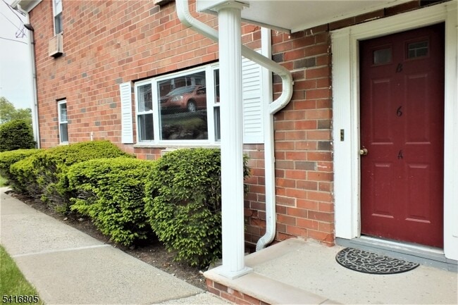 Building Photo - 2467 NJ-10 Unit 6A