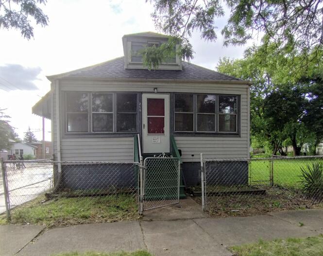 Photo - 216 Goodell St Townhome