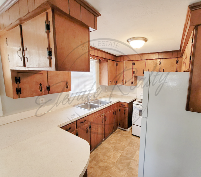 Photo - Spring Special: Cozy 1 Bed / 1 Bath Near Tennessee Tech! Pet Friendly! Unit E 17th 114 1A