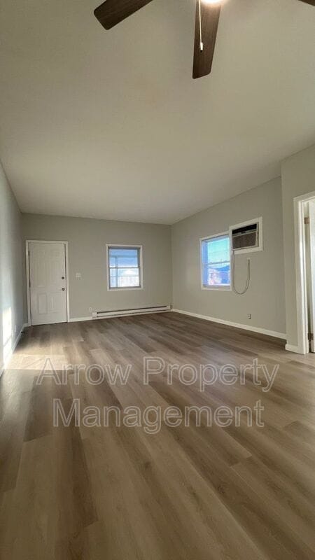 Photo - 5717 Hartley St Unidad 1