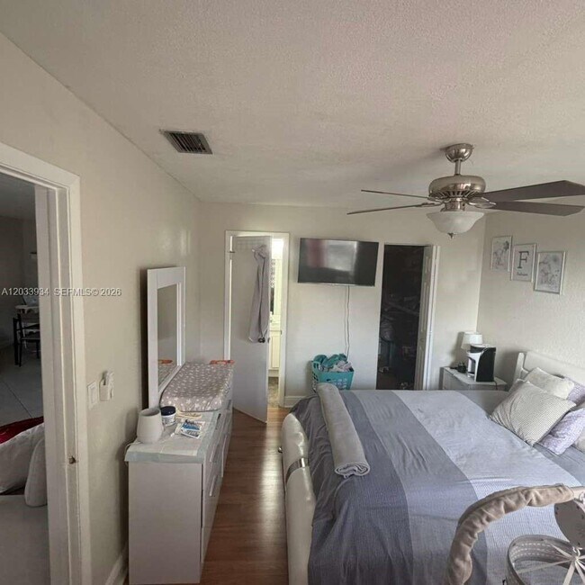 Photo - 940 NW 104th Ave Unit 203
