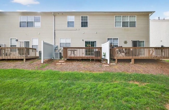 Photo - 4865 Beacon Ridge Ln