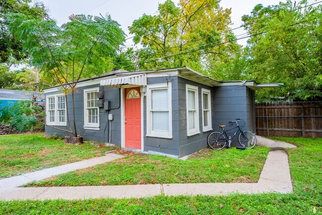 Photo - 1020 Ellingson Ln Unit B