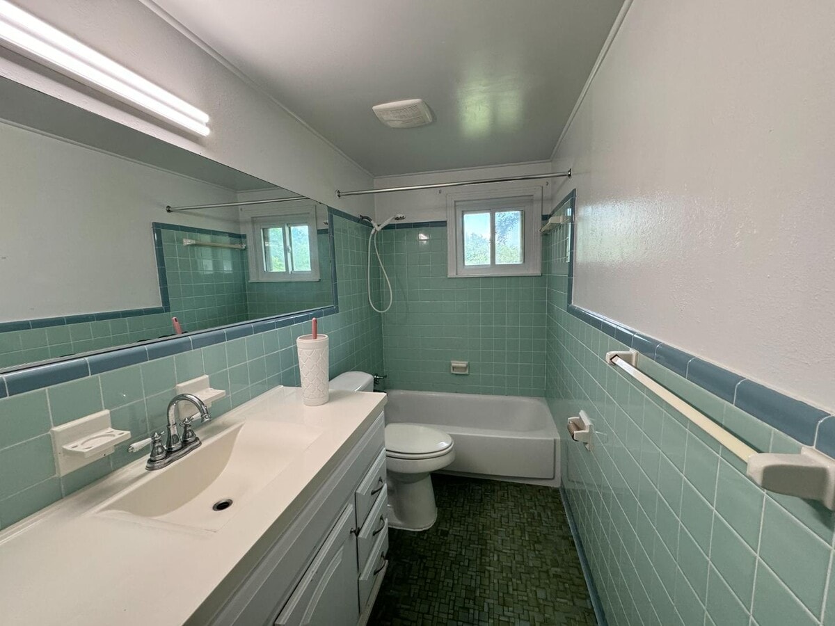 Photo - 114 Jackson St