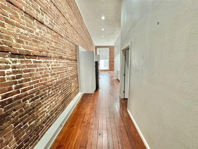 Photo - 2309 The Strand Unit 2D