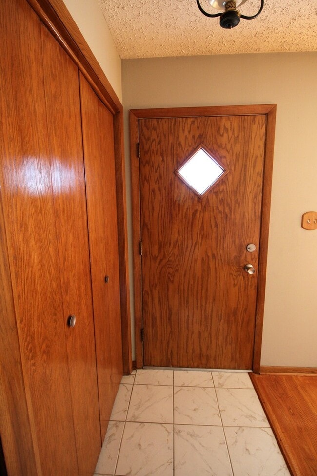 Photo - 651 N Kenilworth Ave