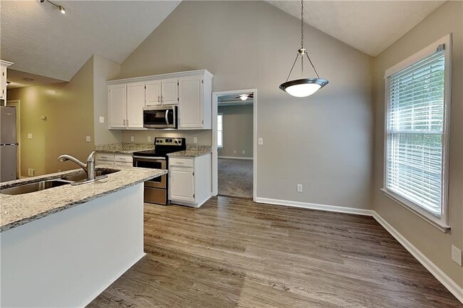 Photo - 405 Etowah Valley Way