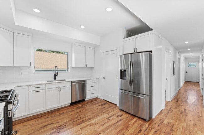 Photo - 246 Cortlandt St