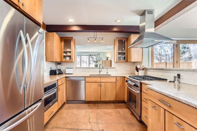 Photo - Peaceful 4 BDR Retreat in West Boulder