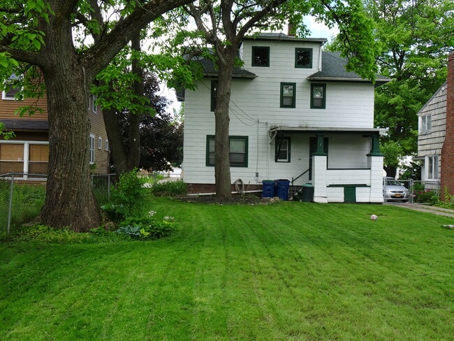 Photo - 179 Niagara Falls Blvd