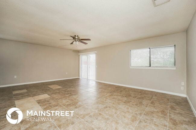 Photo - 12423 Cannonade St