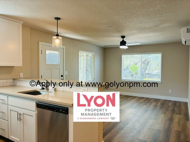 Stunning Modern New Construction 1 bedroom... - Stunning Modern New Construction 1 bedroom... House